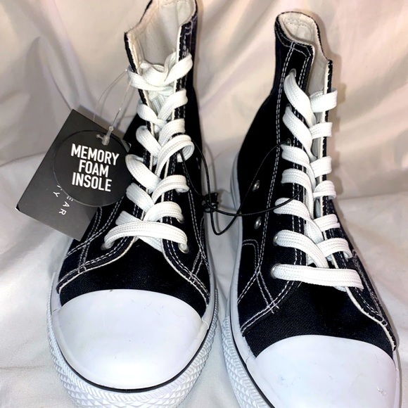 Charlotte Russe high top sneaker - Picture 3 of 4